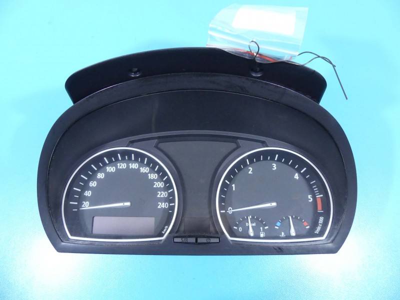 Щиток приладів BMW X3 E83 1024630-21