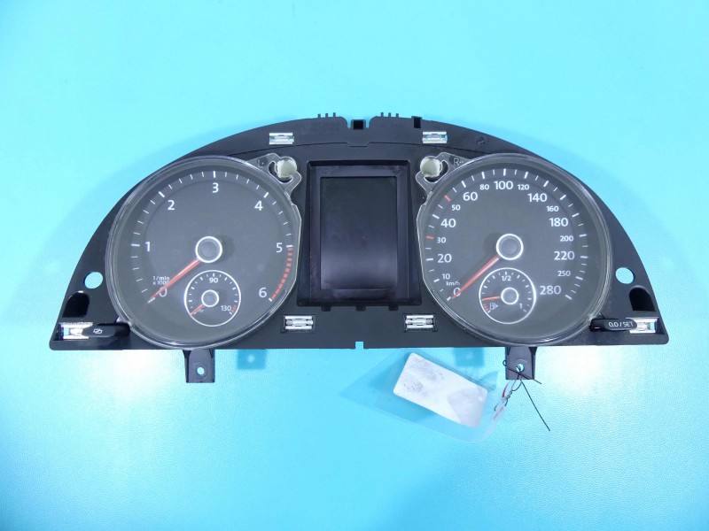 Щиток приладів Volkswagen Passat CC 3C8920870G