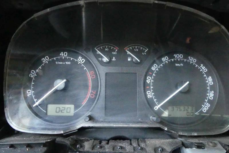 Щиток приборов Skoda Octavia 1 1U0920800A — фото детали 5
