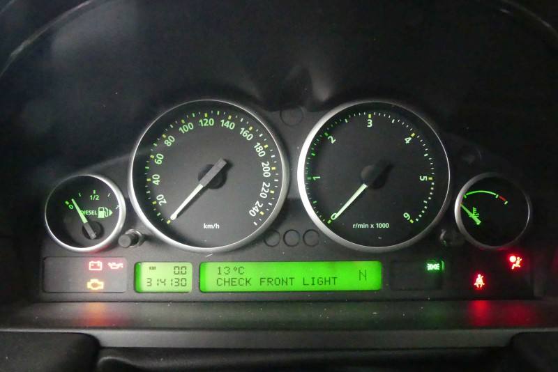 Щиток приладів Land Rover Range Rover 8H42-10849-EB