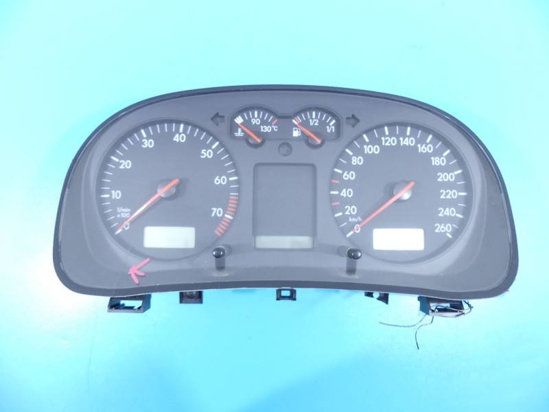 Щиток приладів Volkswagen Bora 1J0920801C