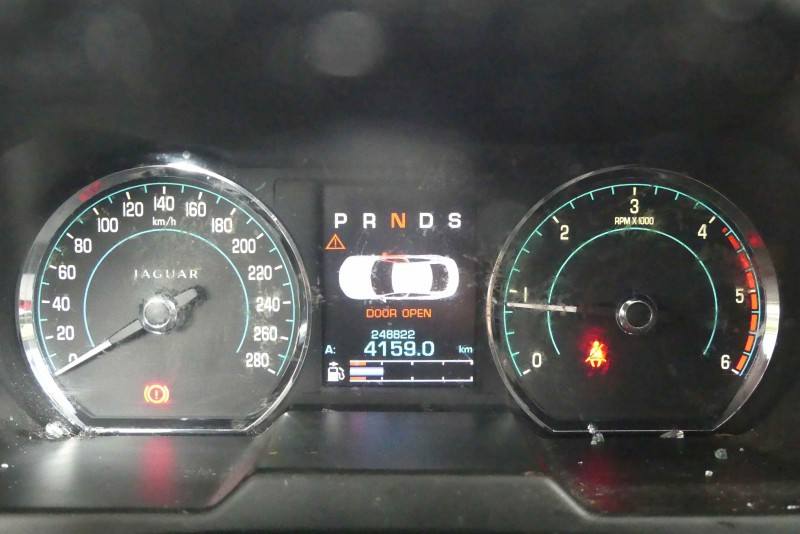 Щиток приборов Jaguar XF BW83-10849-KF