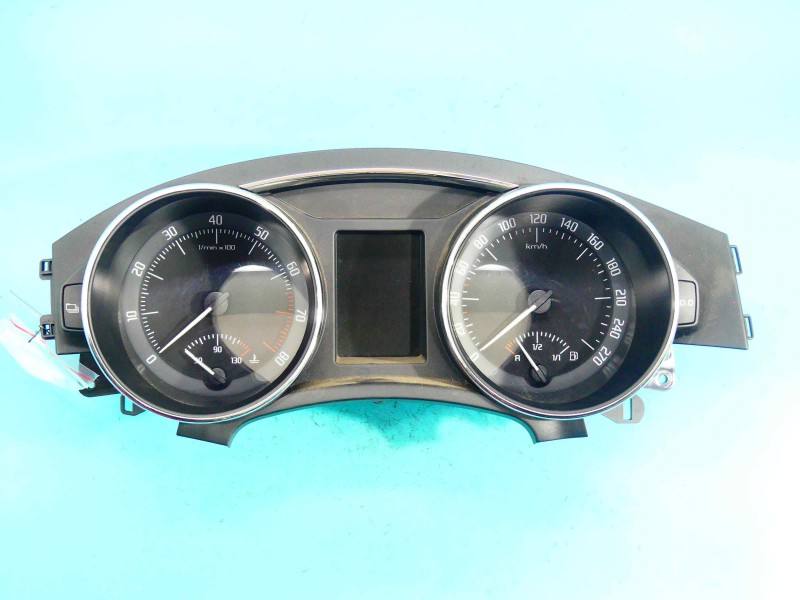Щиток приборов Skoda Superb 2 3T1920841B
