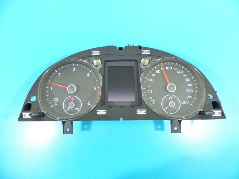 Щиток приладів Volkswagen Passat B7 A2C53396361