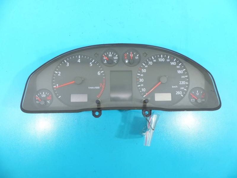 Щиток приборов Audi A6 C5 4B0920932R