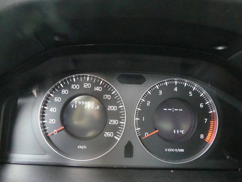 Щиток приборов Volvo S80 30786052AA