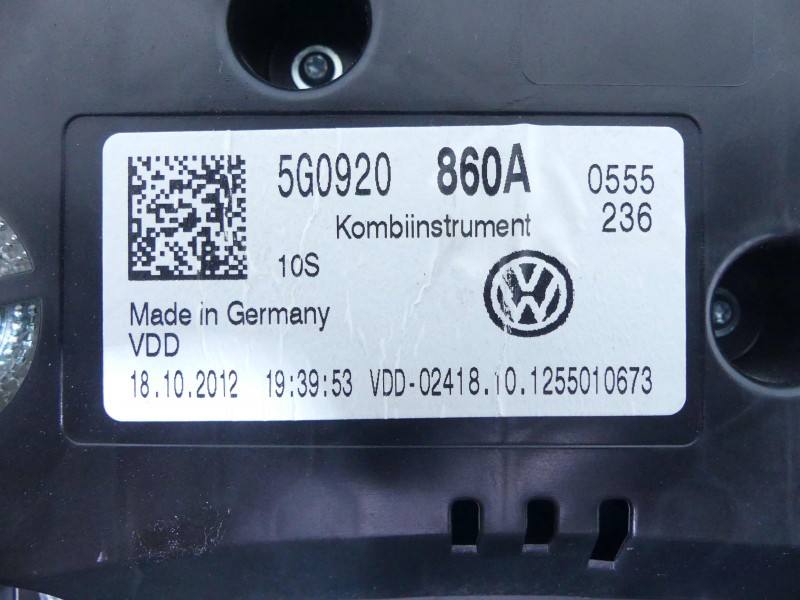 Щиток приборов Volkswagen Golf 7 5G0920860A — фото детали 3