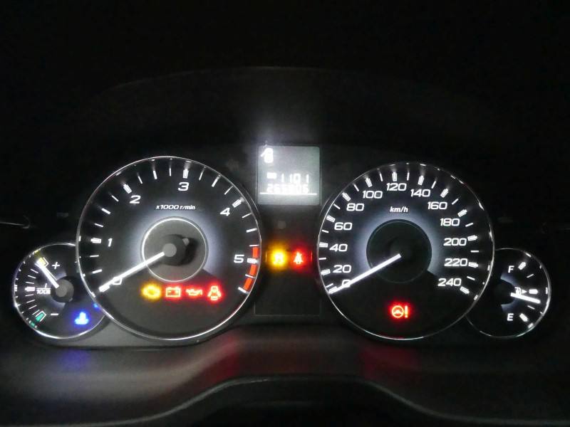 Щиток приладів Subaru Legacy 85003AJ500 — фото деталі 4