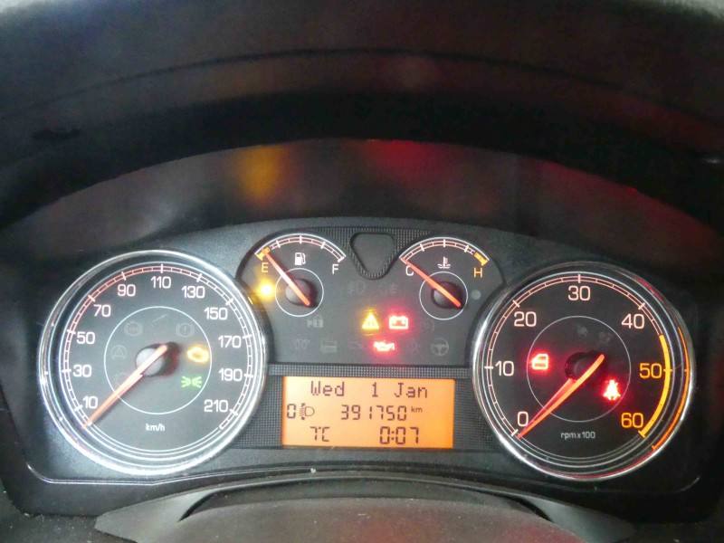 Щиток приладів Fiat Croma 51809898