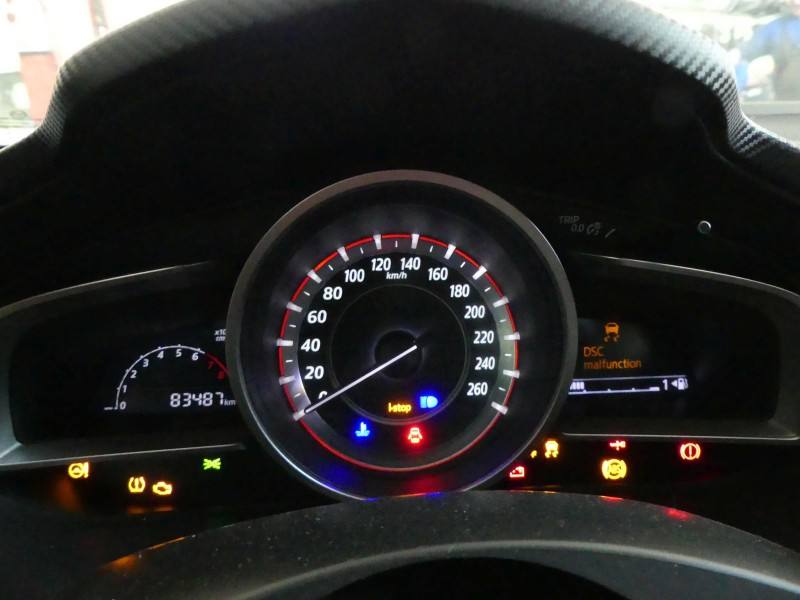 Щиток приладів Mazda 3