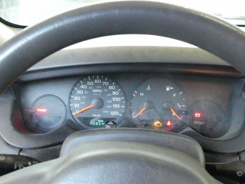Щиток приборов Dodge Neon P04671805AL