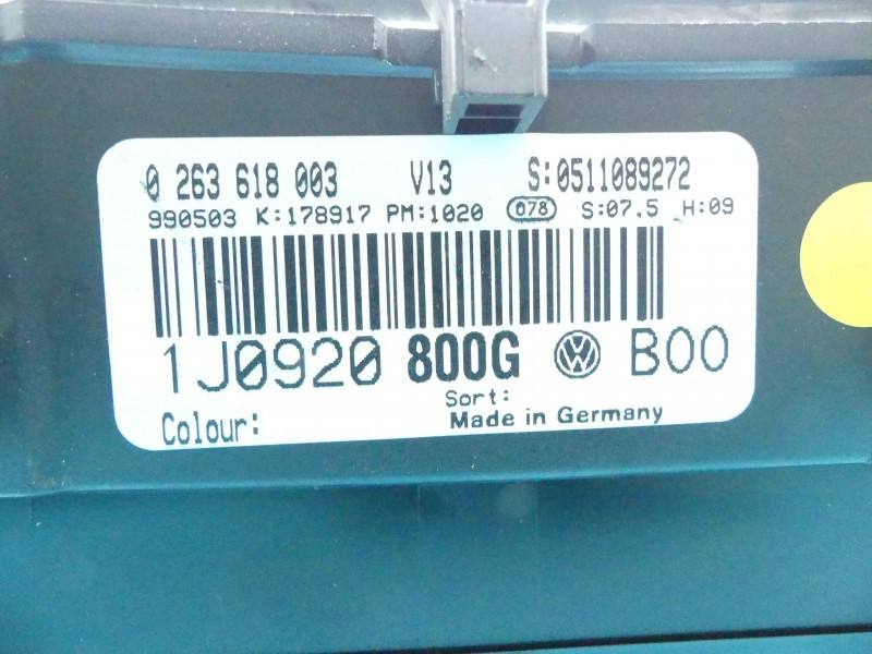 Щиток приборов Volkswagen Bora 1J0920800G — фото детали 2