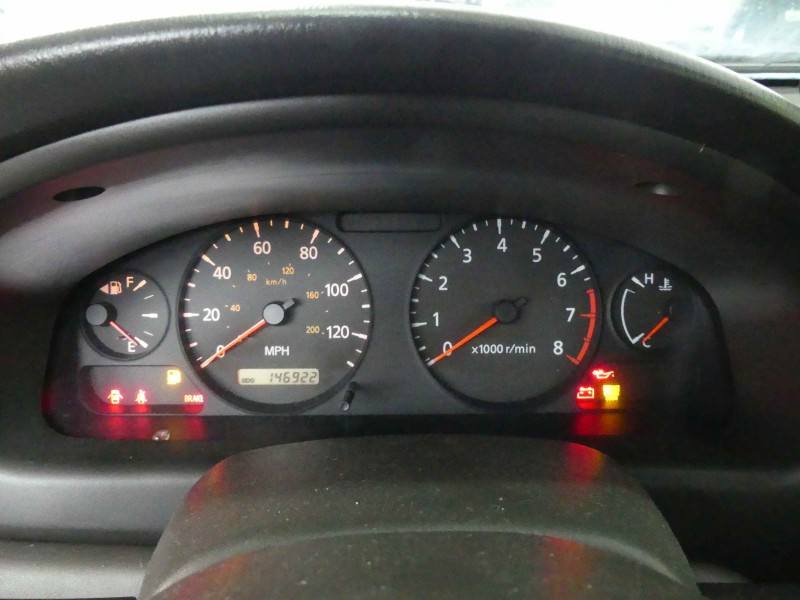 Щиток приладів Nissan Sentra B15 24810-6Z605