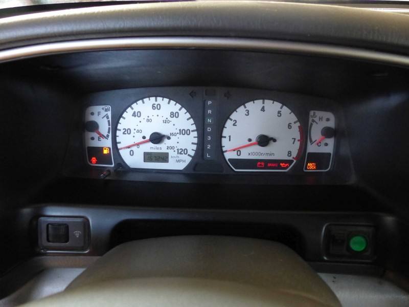 Щиток приборов Mitsubishi Pajero MR962729