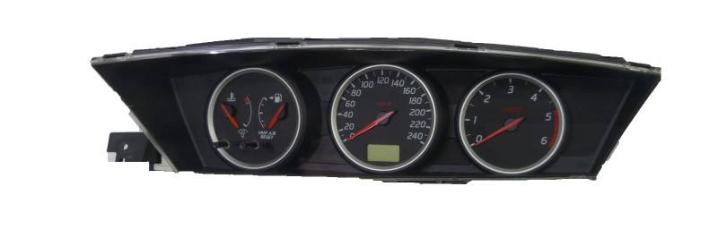 Щиток приборов Nissan Primera