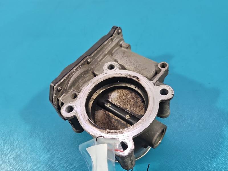 Дросельна заслінка Mazda 6 PE0113640B — фото деталі 5