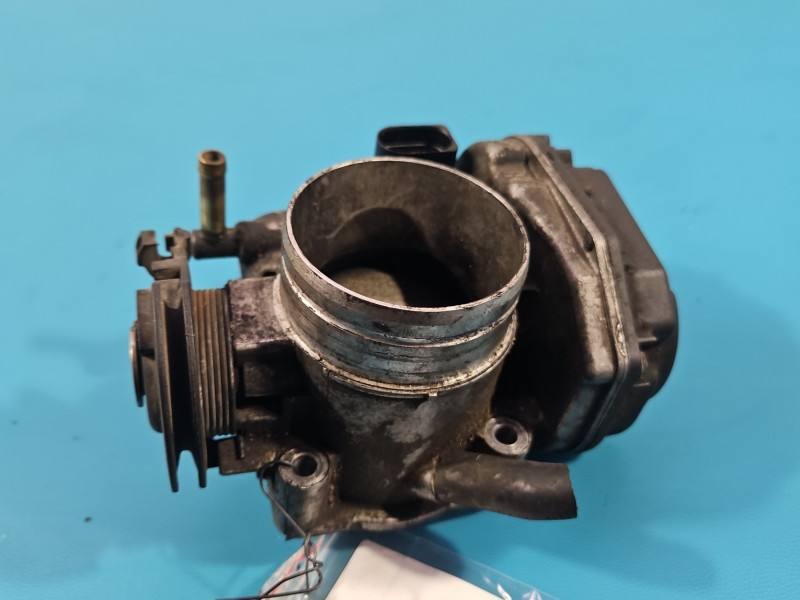 Дросельна заслінка Seat Toledo 06A133064J — фото деталі 5
