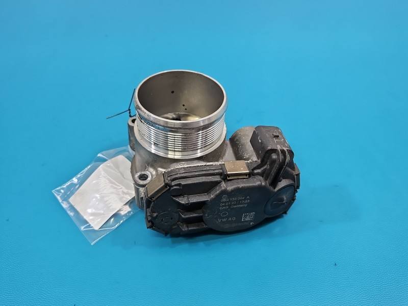 Дросельна заслінка Audi A5 8T 06Q133062A — фото деталі 5