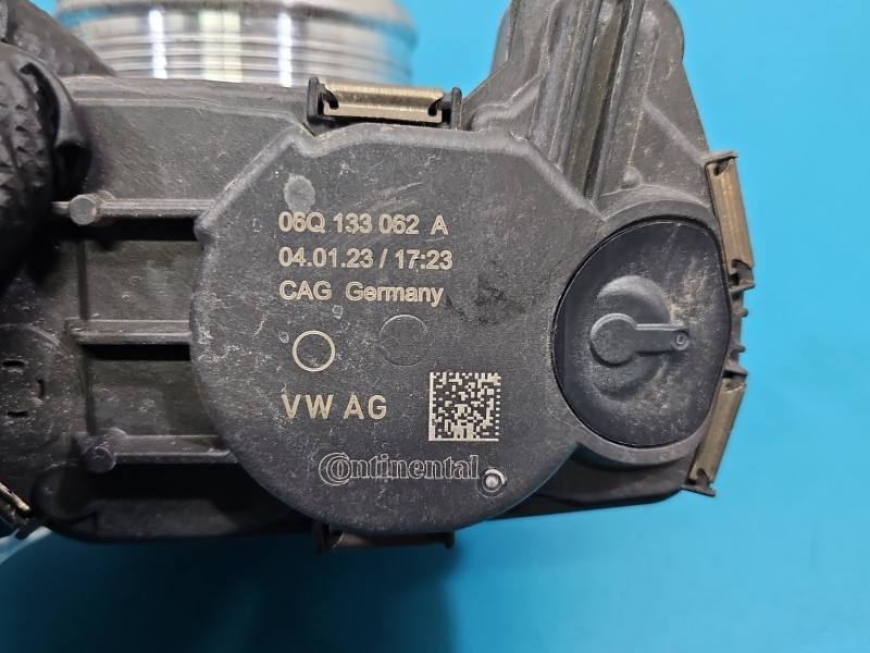 Дросельна заслінка Audi A5 8T 06Q133062A — фото деталі 6