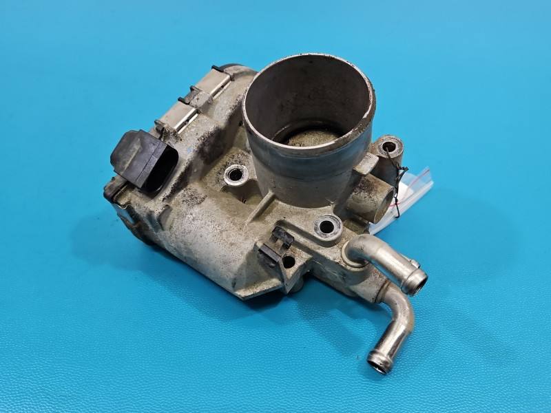 Дросельна заслінка Hyundai I20 35100-04200