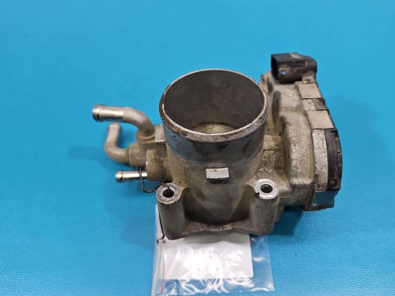 Дросельна заслінка Hyundai I20 35100-04200 — фото деталі 4