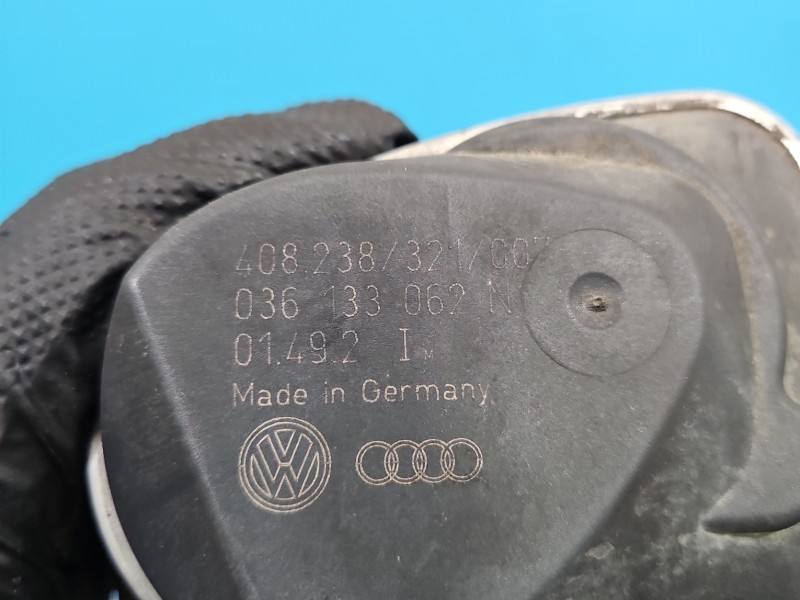 Дроссельная заслонка Volkswagen Polo 036133062N — фото детали 6