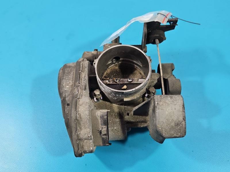 Дросельна заслінка Opel Zafira A 90536084