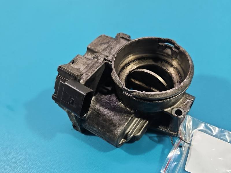 Дросельна заслінка Audi A4 B7 03G128063C