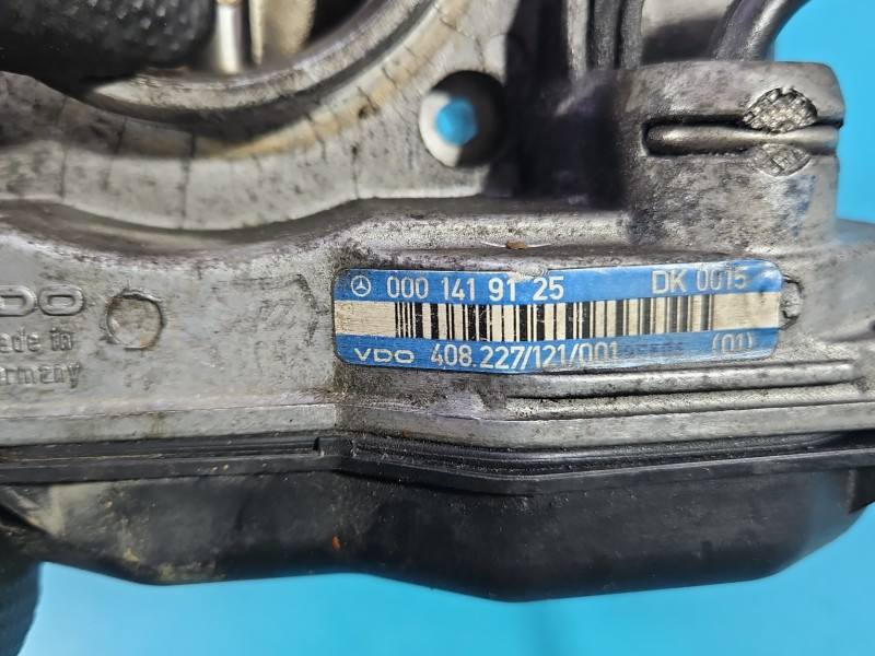 Дроссельная заслонка Mercedes C W202 0001419125 — фото детали 9