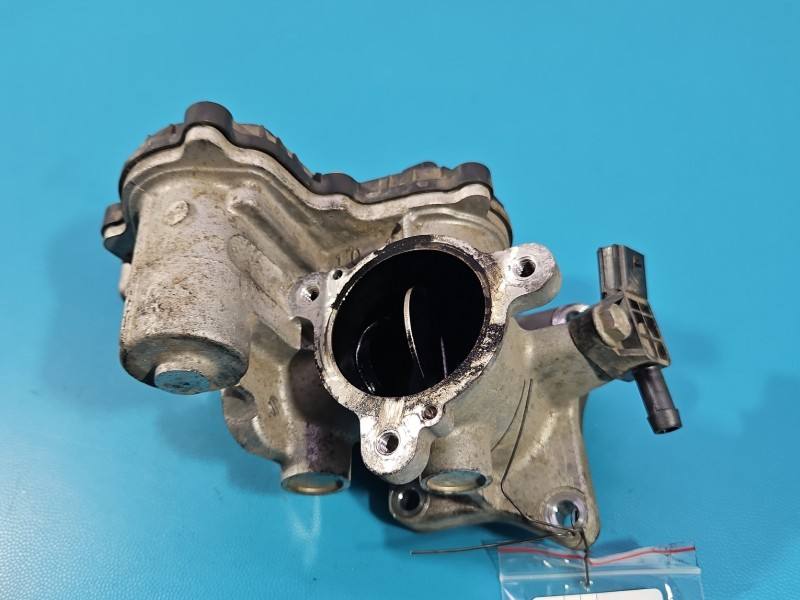 Дроссельная заслонка Kia Ceed 28462-2U010