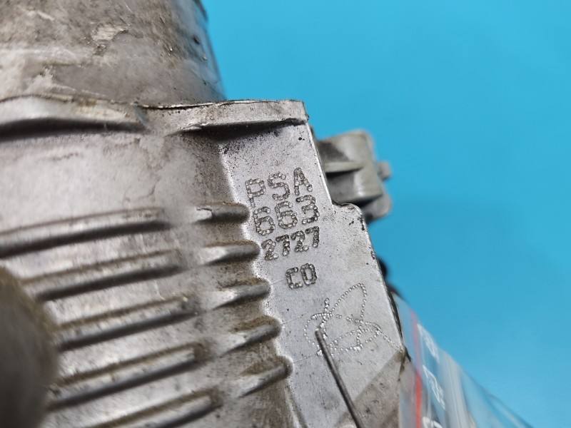 Дроссельная заслонка Peugeot 807 — фото детали 10