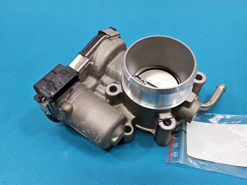 Дросельна заслінка Kia Stonic 35100-08050