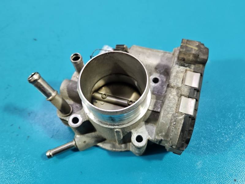 Дросельна заслінка Hyundai I30 35100-2B150 — фото деталі 4