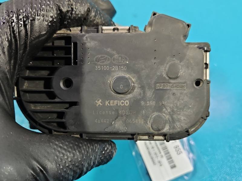 Дросельна заслінка Hyundai I30 35100-2B150 — фото деталі 9