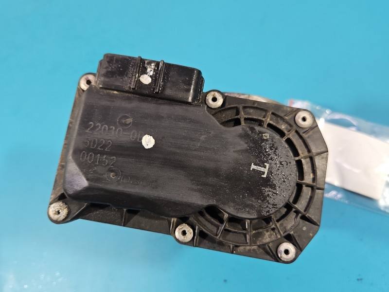 Дроссельная заслонка Toyota Avensis T25 22030-0D010 — фото детали 7