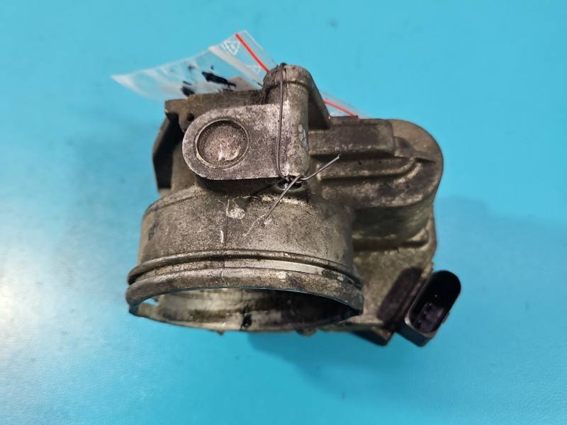Дросельна заслінка Volkswagen Touran 03G128063 — фото деталі 4