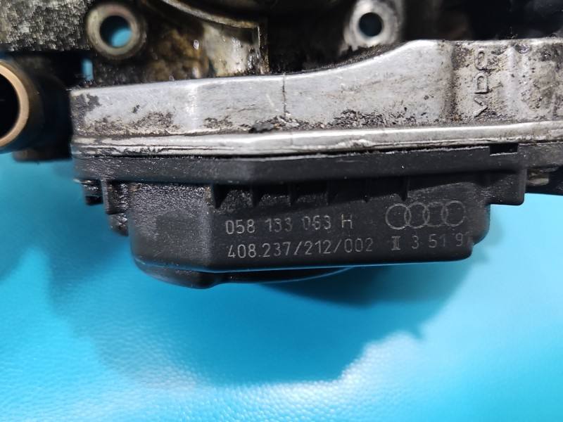 Дроссельная заслонка Audi A4 B5 058133063H — фото детали 10