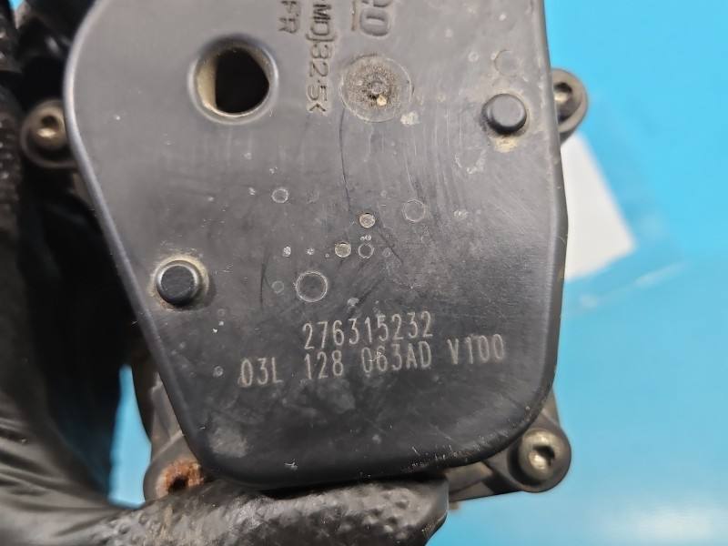 Дросельна заслінка Volkswagen Caddy 03L128063AD — фото деталі 5