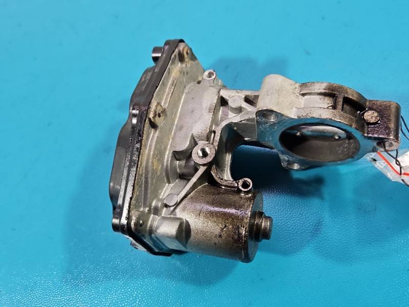 Дросельна заслінка BMW X3 G01 8576810 — фото деталі 2