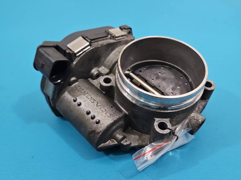 Дроссельная заслонка Audi A4 B8 06E133062C