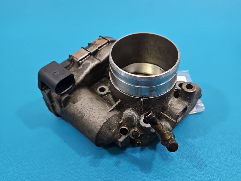 Дросельна заслінка Audi A4 B6 06B133062H