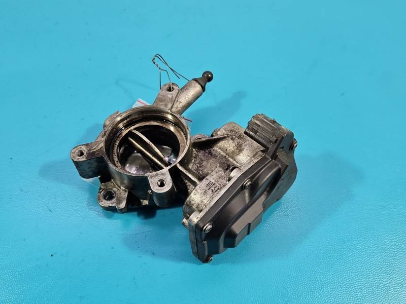 Дросельна заслінка Opel Insignia 55564164