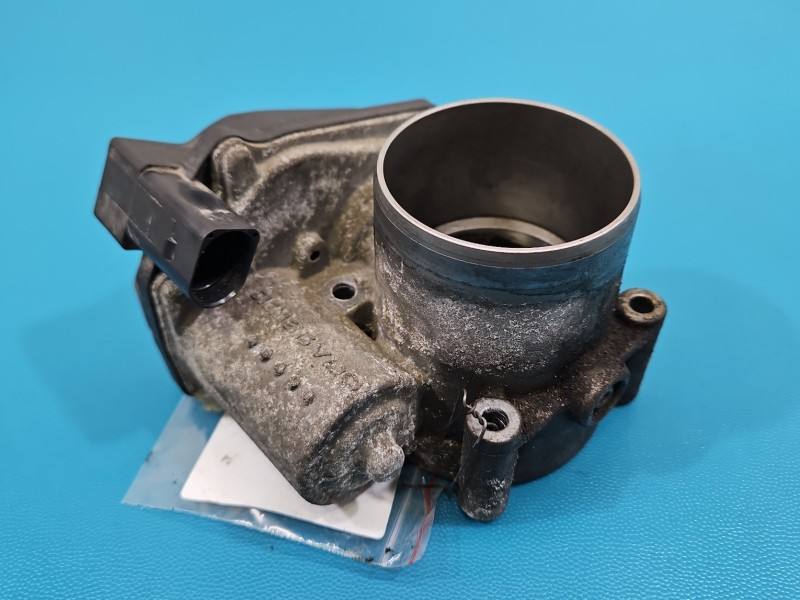 Дросельна заслінка Volkswagen Jetta 03C133062C