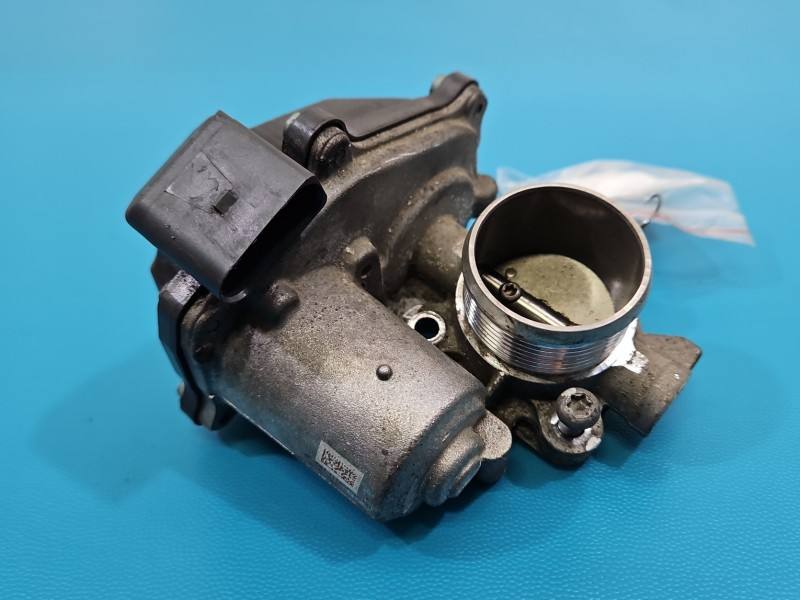 Дросельна заслінка Audi A4 B9 04L131501B