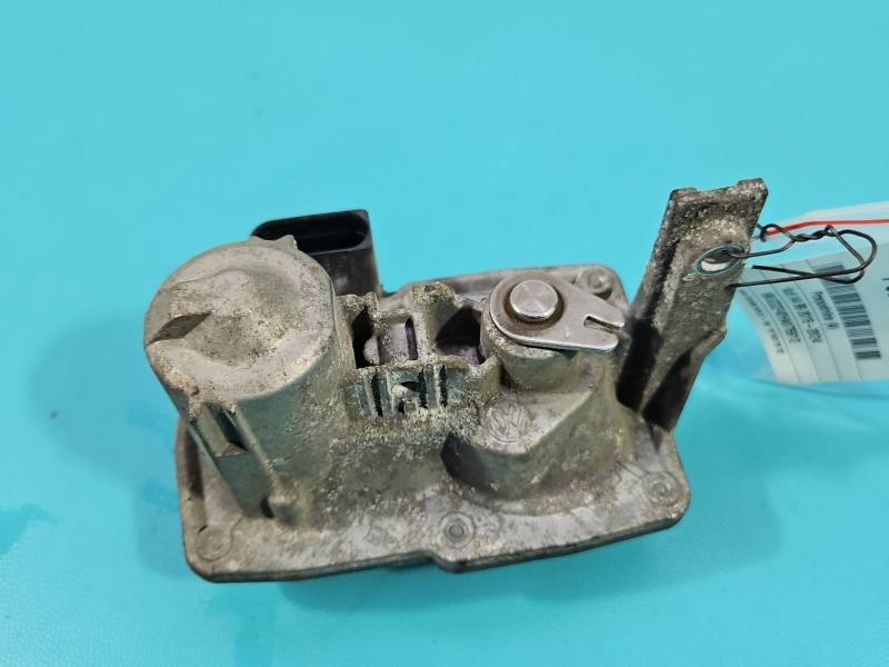 Дросельна заслінка Audi A4 B9 3Q0253691J