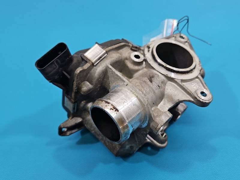 Дросельна заслінка Opel Astra K 55484828