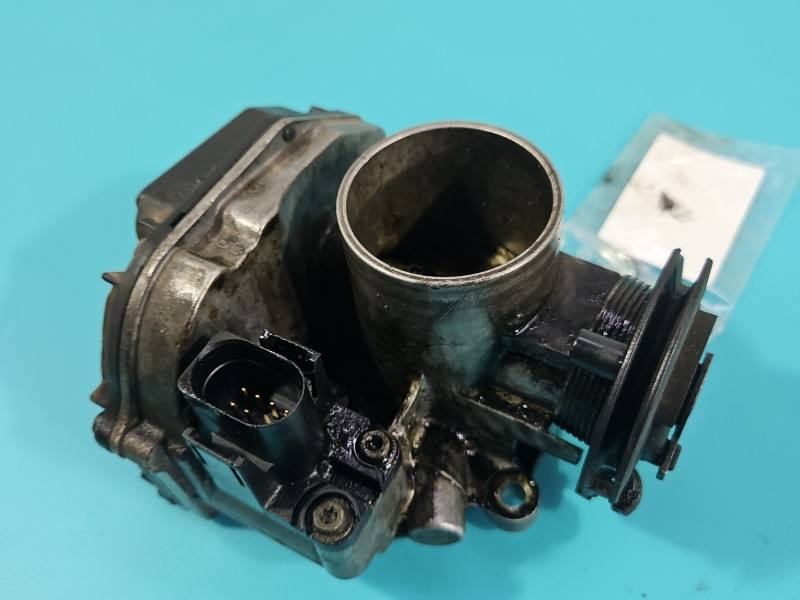 Дросельна заслінка Volkswagen Lupo 036133064D
