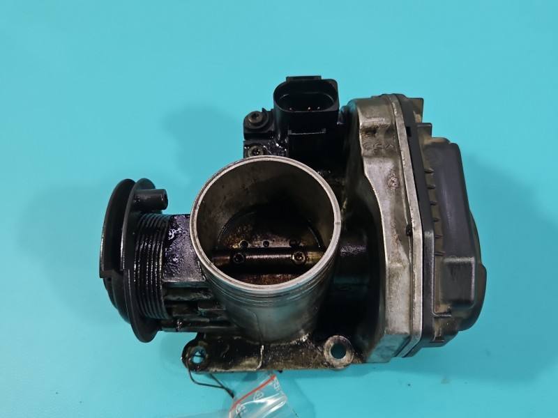 Дросельна заслінка Volkswagen Lupo 036133064D — фото деталі 3