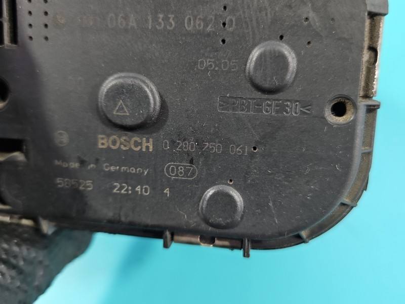 Дросельна заслінка Skoda Fabia 1 0280750061 — фото деталі 10