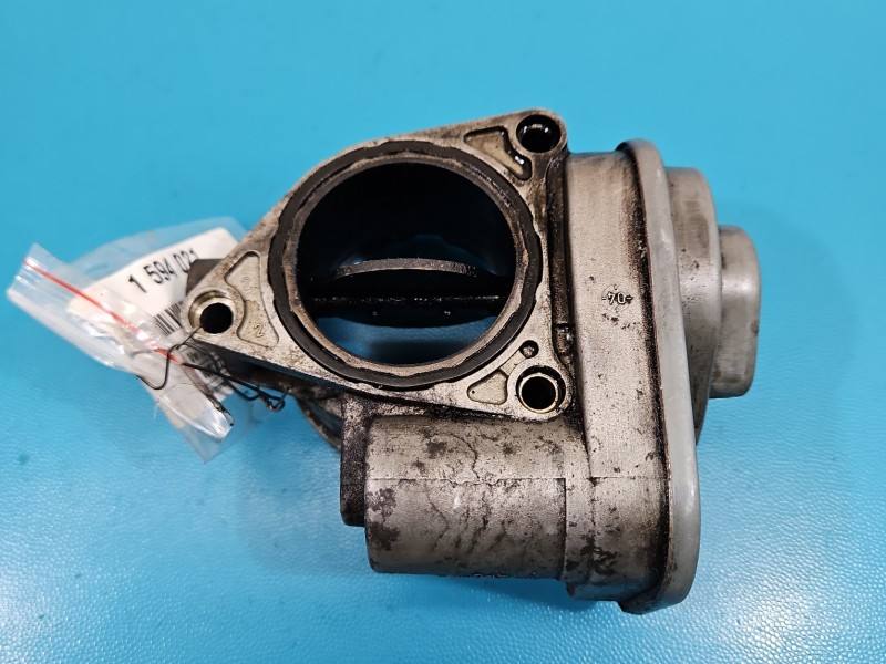Дросельна заслінка Volkswagen Touran 038128063G — фото деталі 9